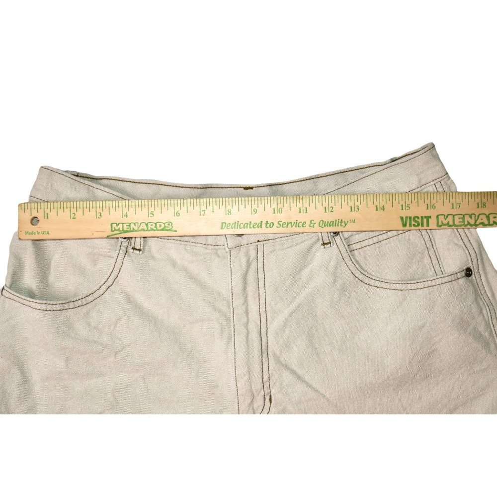 Womens Harley Davidson Light Tan Denim Shorts Y2K Size 16 Pocket Embroidered - Picture 5 of 8
